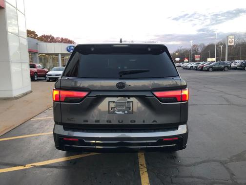 2024 Toyota Sequoia Platinum