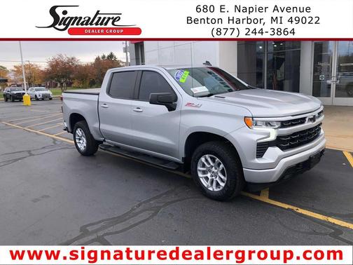 Silver Ice Metallic 2022 Chevrolet Silverado 1500 RST