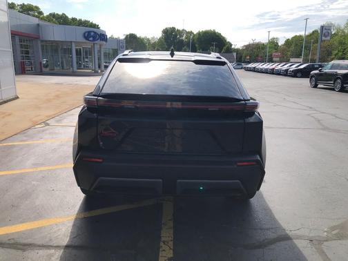 Midnight Black Metallic 2026 Toyota C-HR XSE