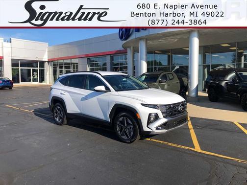 Creamy White Pearl 2026 Hyundai TUCSON Hybrid SEL Convenience