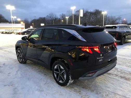 2026 Hyundai TUCSON Hybrid SEL