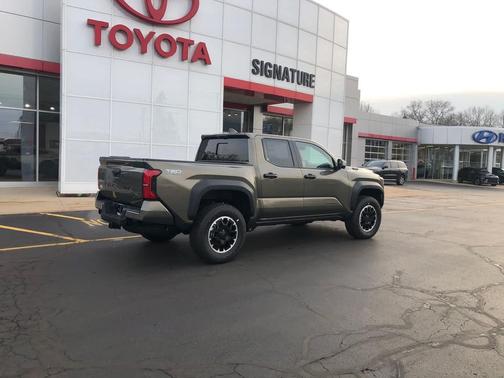 Bronze Oxide 2026 Toyota Tacoma Hybrid TRD Off Road