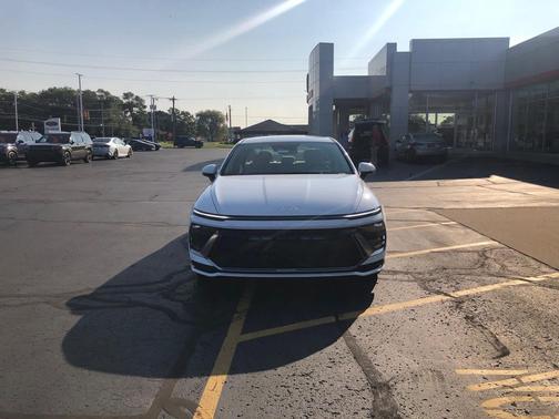 2026 Hyundai SONATA SEL