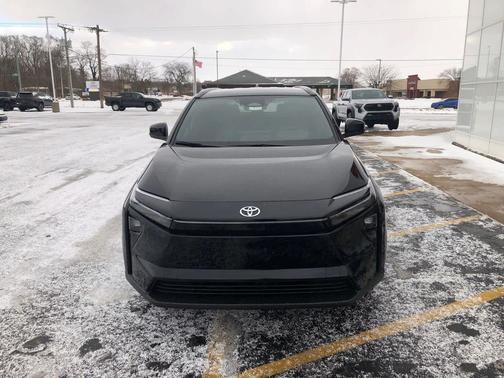 2026 Toyota bZ XLE Plus