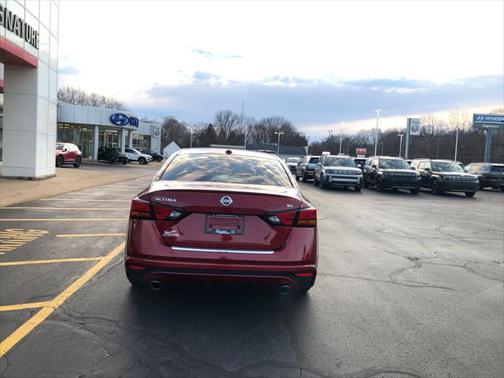 2022 Nissan Altima 2.5 SL