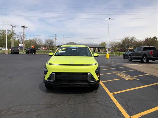 2025 Hyundai KONA SEL