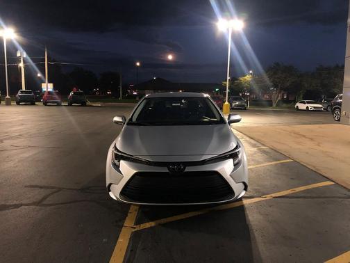 2026 Toyota Corolla Hybrid LE