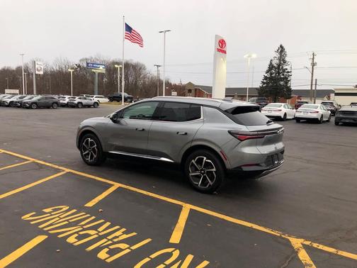 2025 Chevrolet Equinox EV LT