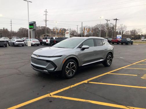 2025 Chevrolet Equinox EV LT