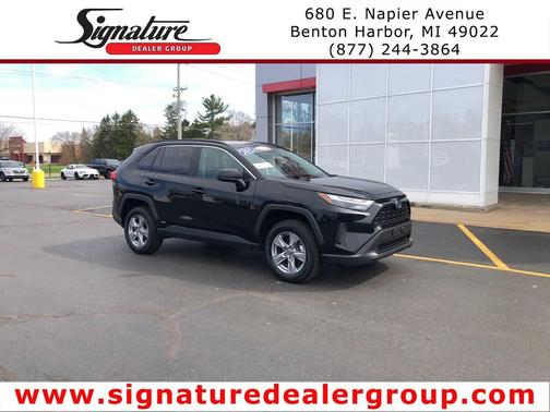 2024 Toyota RAV4 Hybrid LE