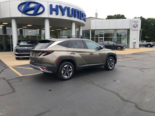 2026 Hyundai TUCSON Hybrid SEL Convenience