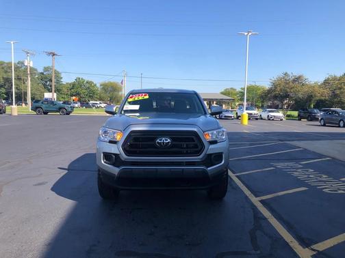 2022 Toyota Tacoma SR