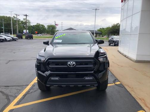 2024 Toyota Tacoma SR5