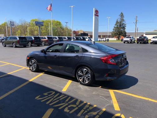 2018 Honda Civic EX-L