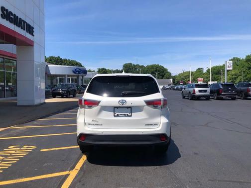 Blizzard Pearl 2015 Toyota Highlander Limited
