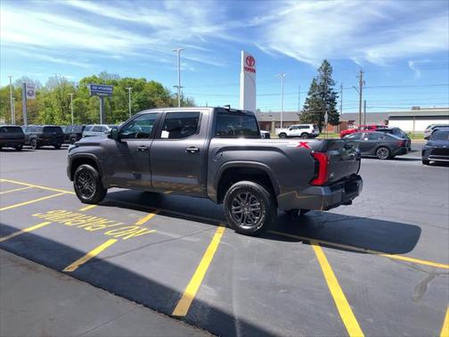 2025 Toyota Tundra SR5