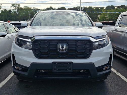 Platinum White Pearl 2025 Honda Passport