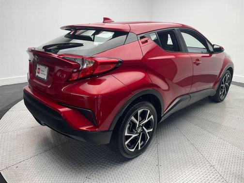2021 Toyota C-HR LE