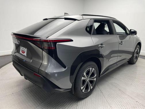 2025 Toyota bZ4X XLE