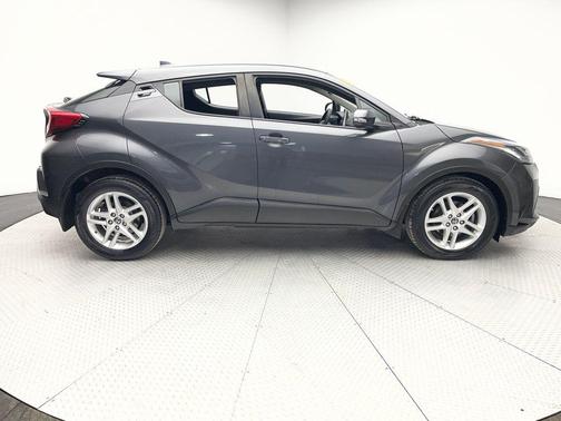 2020 Toyota C-HR LE