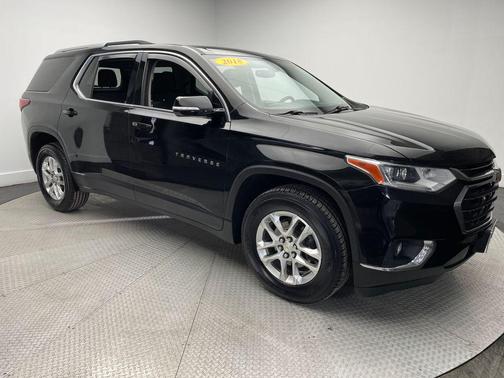 2018 Chevrolet Traverse LT Cloth