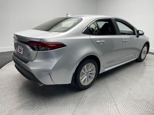 2026 Toyota Corolla Hybrid XLE