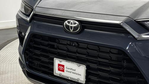 Storm Cloud 2026 Toyota Grand Highlander Platinum