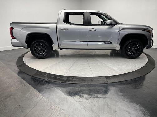 2024 Toyota Tundra Platinum