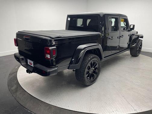 2024 Jeep Gladiator Nighthawk