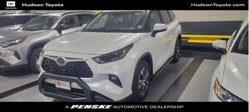 2023 Toyota Highlander XLE