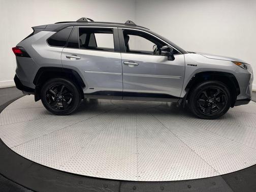2021 Toyota RAV4 Hybrid XSE
