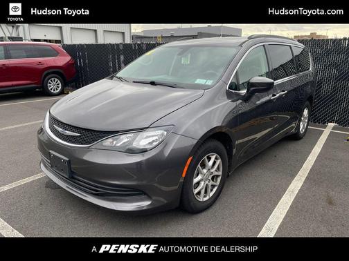 2020 Chrysler Voyager LXI