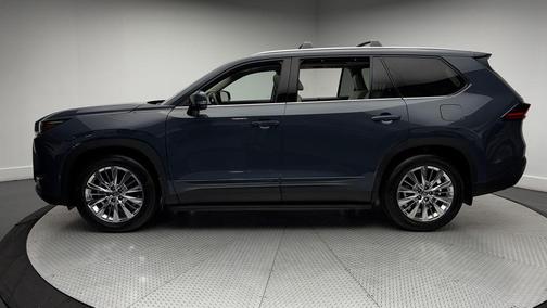 Storm Cloud 2025 Toyota Grand Highlander Platinum
