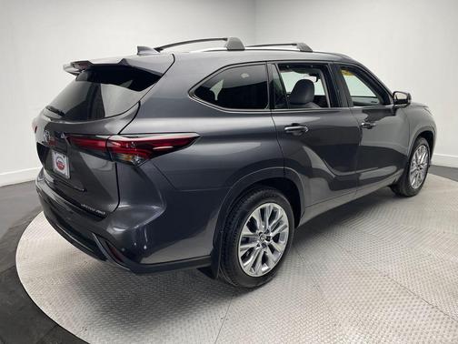 2024 Toyota Highlander Limited