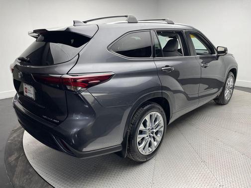 2024 Toyota Highlander Limited