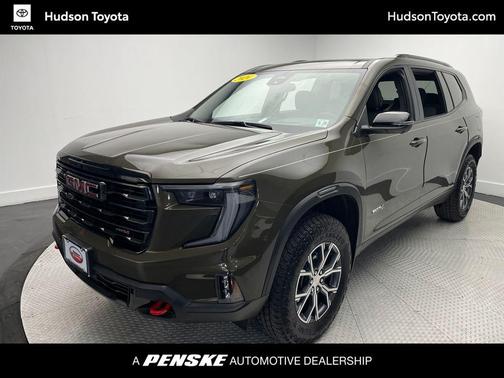 2024 GMC Acadia AWD AT4