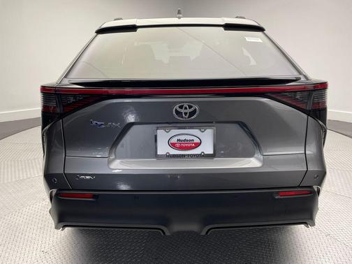2025 Toyota bZ4X XLE