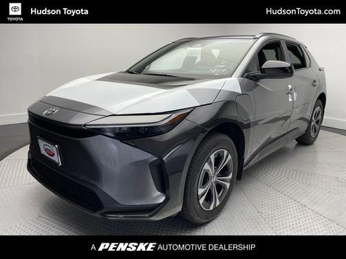 2025 Toyota bZ4X XLE