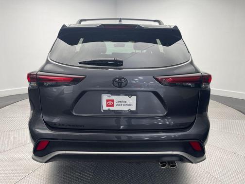 2024 Toyota Highlander XSE