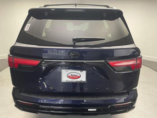 2025 Toyota Sequoia Platinum