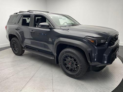 2025 Toyota 4Runner TRD Off Road