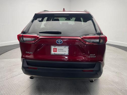2022 Toyota RAV4 Hybrid XLE Premium