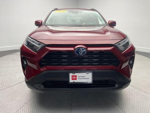 2022 Toyota RAV4 Hybrid XLE Premium