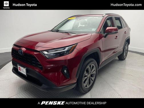 2022 Toyota RAV4 Hybrid XLE Premium