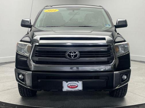 2014 Toyota Tundra SR5