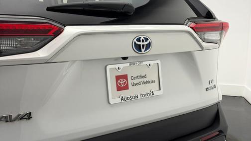 Ice Cap 2023 Toyota RAV4 Hybrid LE