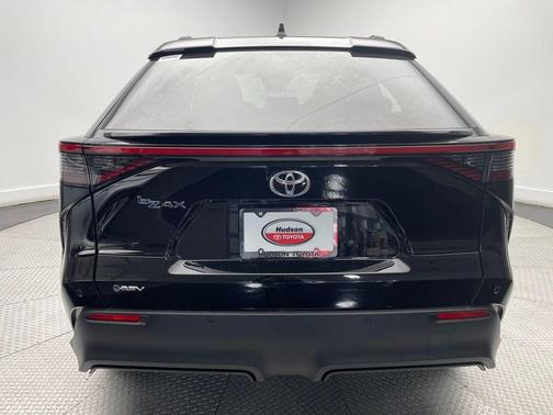 2025 Toyota bZ4X XLE