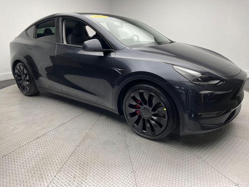 2024 Tesla Model Y Performance Dual Motor All-Wheel Drive