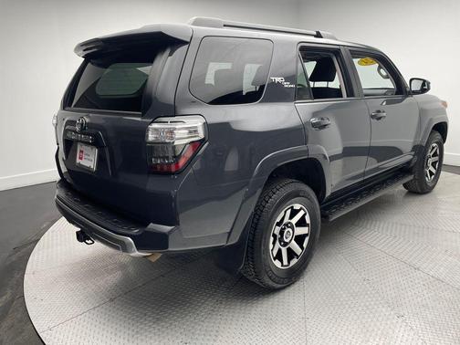 2024 Toyota 4Runner TRD Off Road