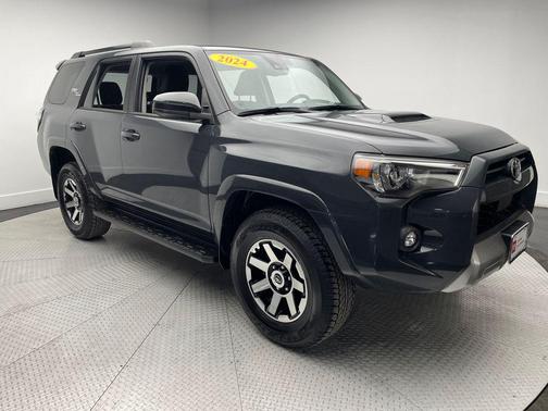 2024 Toyota 4Runner TRD Off Road